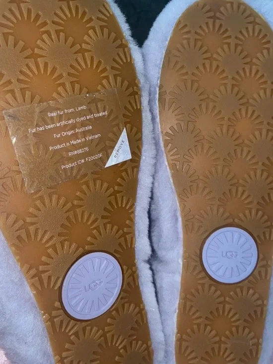 UGG White Fluff Slide Slippers with Branded Heel - Picture 2 of 3